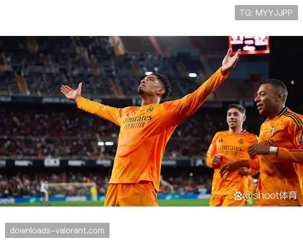 贝林厄姆接受BBC专访:谈及在皇马首个赛季的适应与欧冠雄心